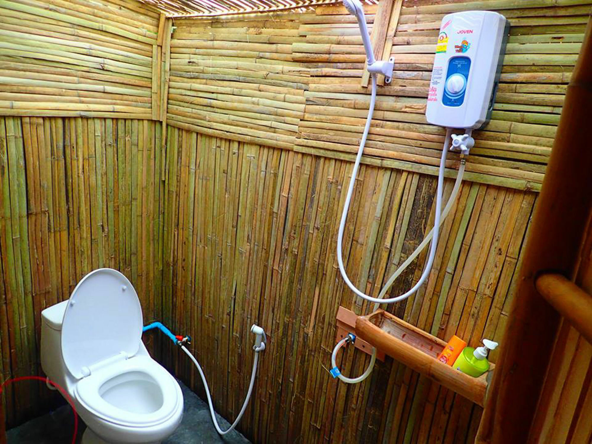 Fundee Story Guesthouse Bamboo House In Chiang Mai Old Town ภายนอก รูปภาพ